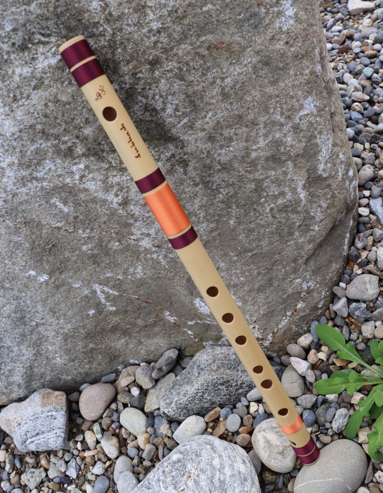 Bansuri Flöte Bambus C# 432 hz inkl. Hartschalenköcher