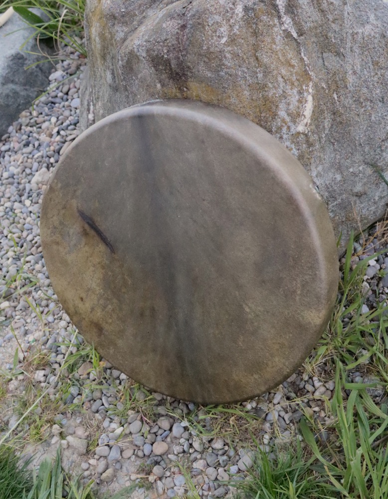 Erdentrommel Neumond April 26 Rothirsch Bulle 46 cm 
