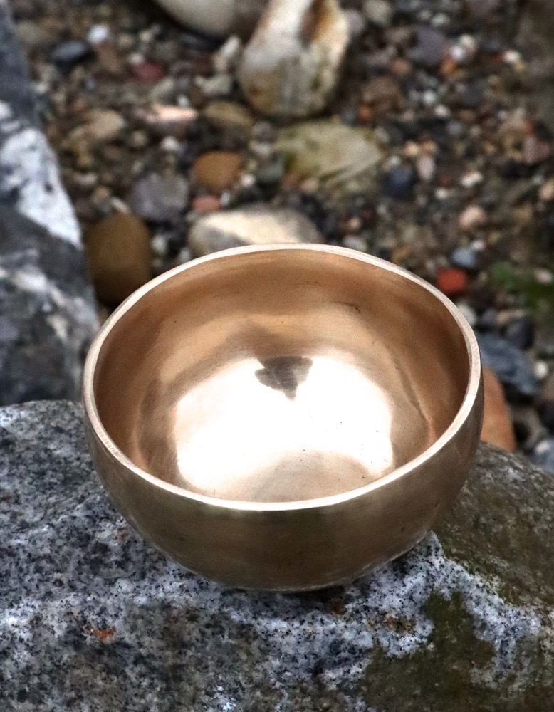 Planetenschale Eros 10,5 cm inkl. Schlägel und Kissen