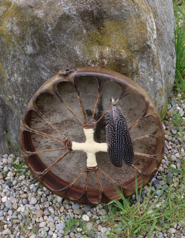 Edelsteintrommel Vollmond April 26 Rothirsch Bulle 35 cm