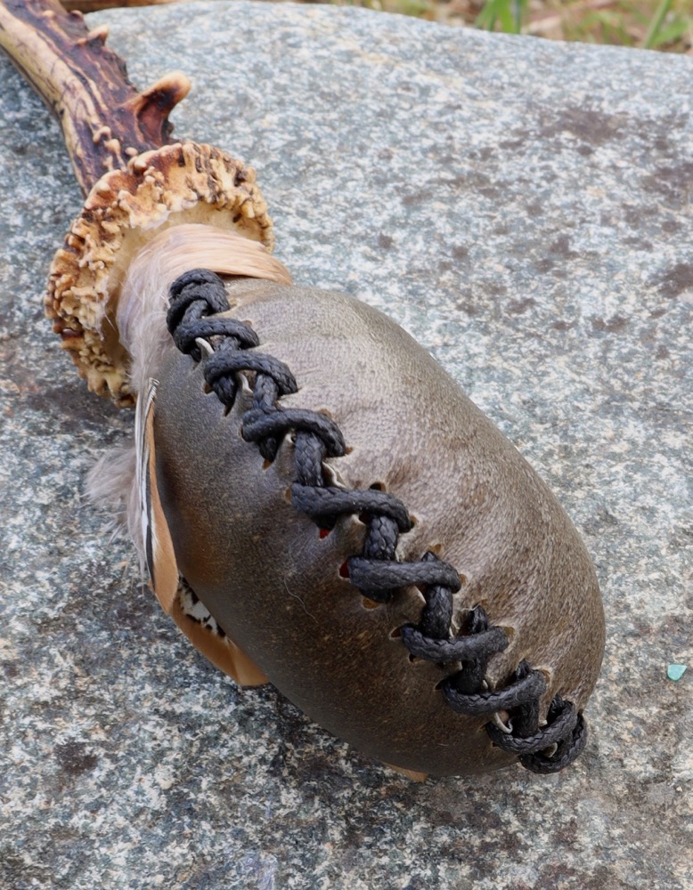 Schamanenrassel Neumond Mai Rehbock Edelsteinrassel 