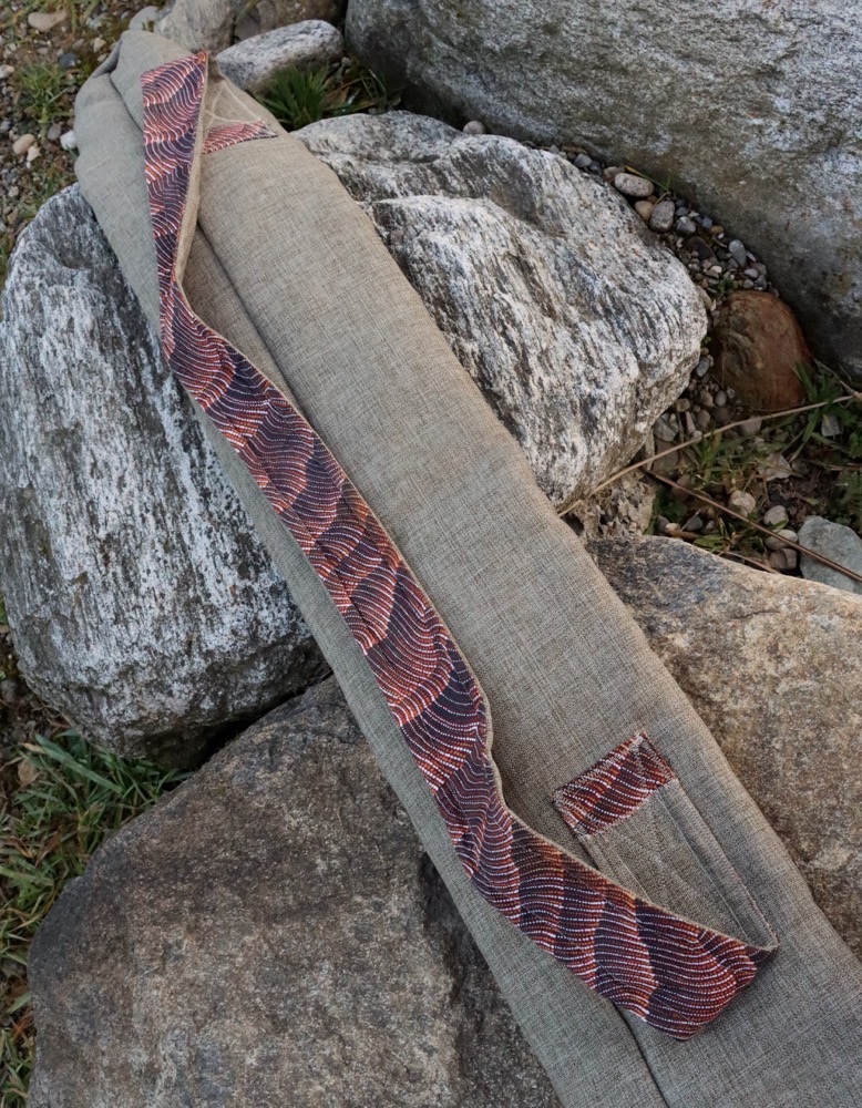 Didgeridoo Hülle aus natürlichem Stoff gefüttert 147 cm 