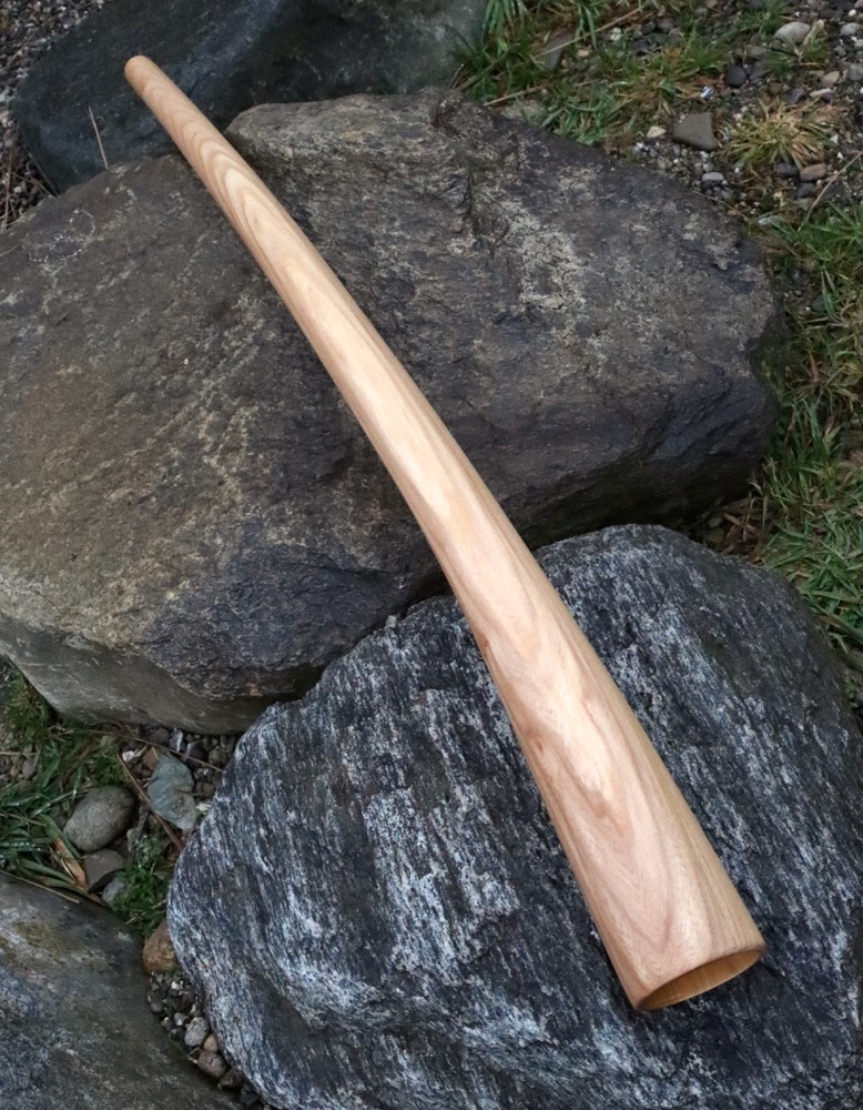 Didgeridoo Highend aus Ulmen Holz D 432 hz 151,5 cm