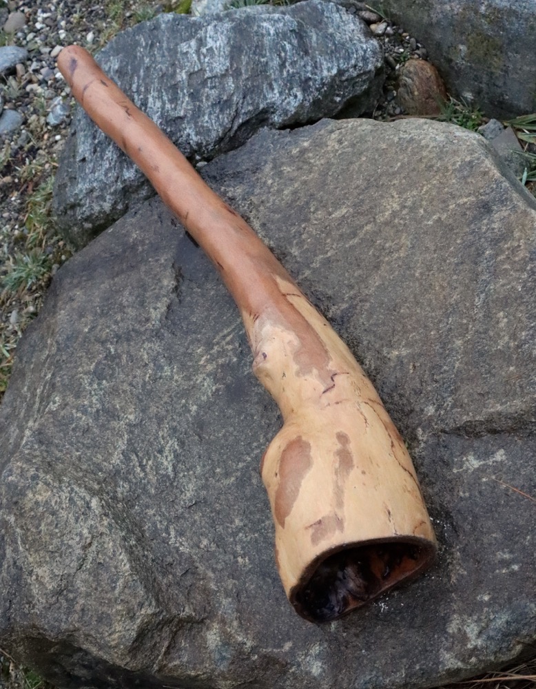 Didgeridoo Highend Ekalyptus Epoxy 130 cm F 432 hz 
