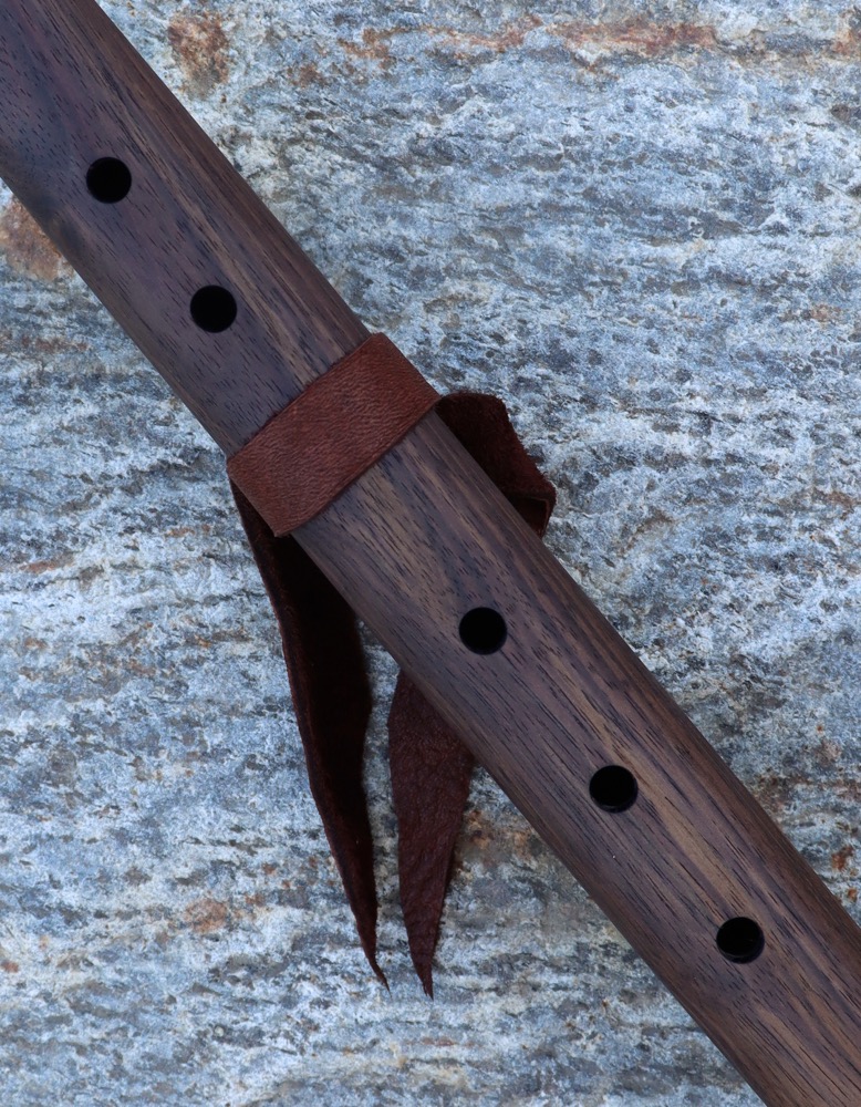 native american flute "Bison" Schwarznuss D 432 hz 
