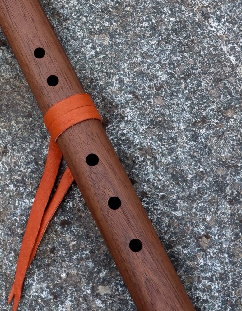 native american flute Schwarznuss f# moll