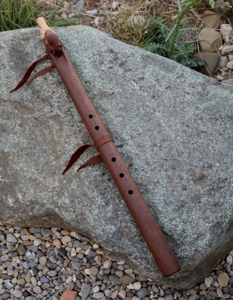 native american flute "Bison" Schwarznuss D 432 hz  