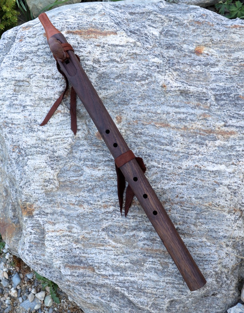 native american flute "Bison" Schwarznuss D 432 hz 