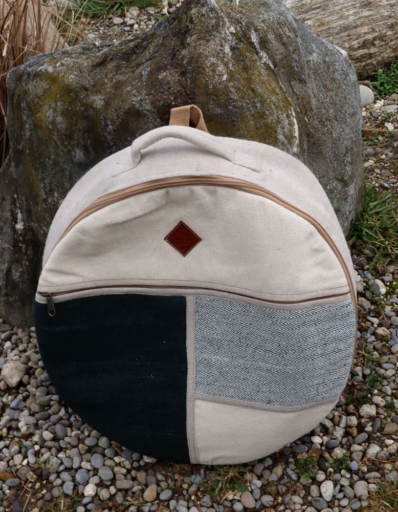 Trommeltasche Hanf mit Rucksackgurten 40 bis 43 cm 