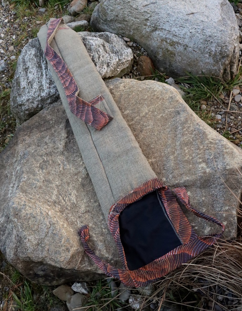 Didgeridoo Hülle aus natürlichem Stoff gefüttert 147 cm 