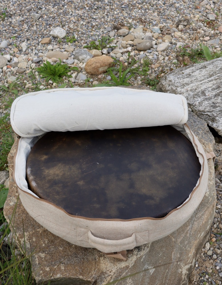 Trommeltasche Hanf mit Rucksackgurten 55-59 cm