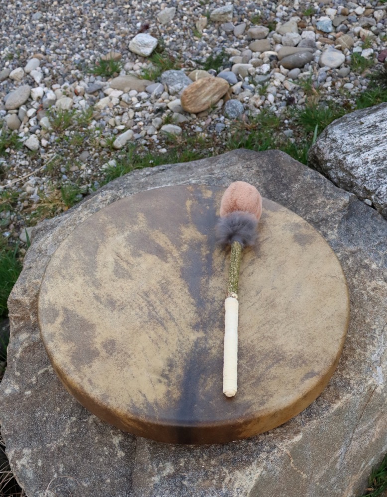 Erdentrommel Vollmond März 2026 Rothirsch Bulle 56 cm