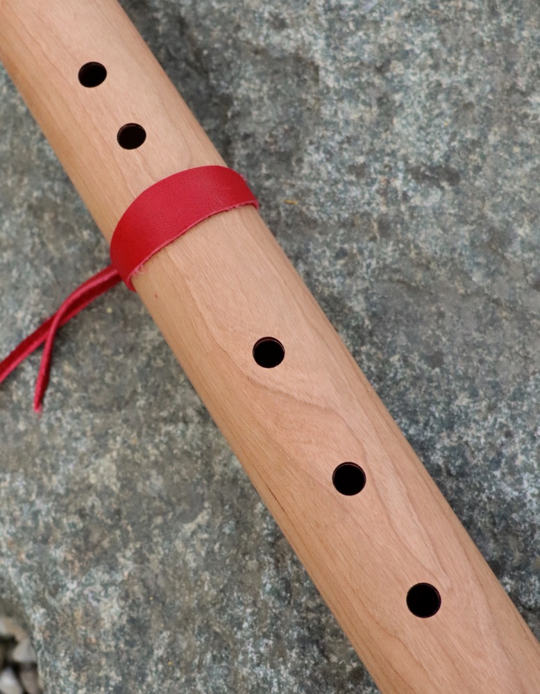 native american flute Kirschholz Bass C 432 hz 