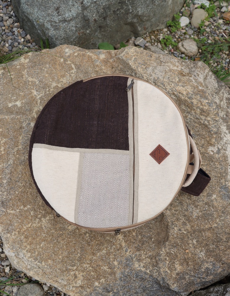 Trommeltasche Hanf mit Rucksackgurten 35-37  cm