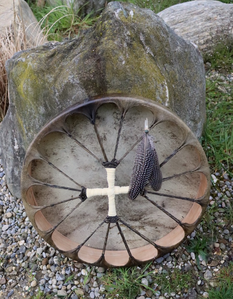 Erdentrommel Neumond März 26 Rothirsch Bulle 45 cm