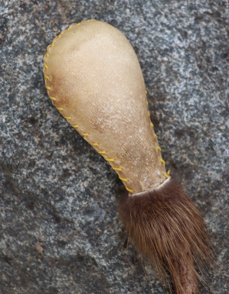 Schamanische Hautrassel klein Hirschgeweih 
