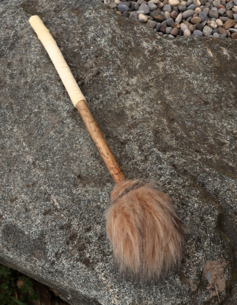 Trommelschlägel Kunstfell Trommelgrösse 55 cm