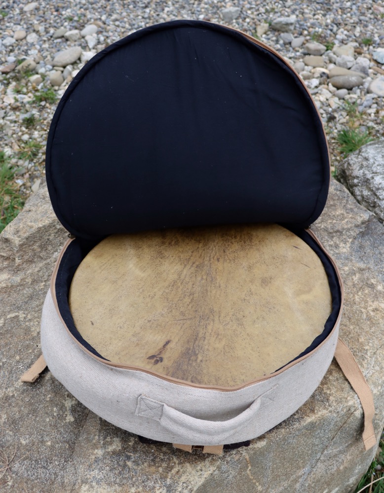 Trommelmasche Hanf mit Rucksackträgern 40-42 cm