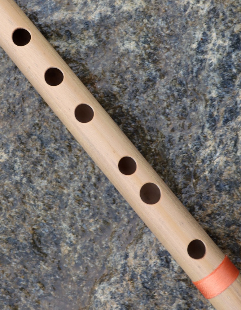 Bansuri Flöte Bambus C# 432 hz inkl. Hartschalenköcher