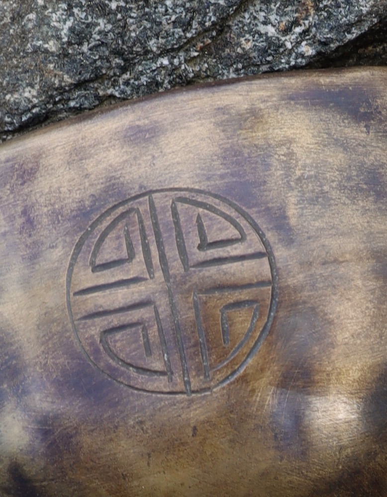 Klangschale Vollmond Mond Sid. 12 cm inkl. Schlägel und Kissen