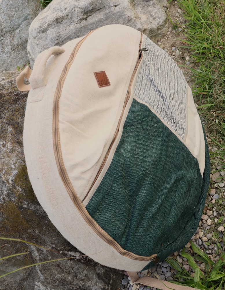Trommeltasche Hanf mit Rucksackgurten 55-59 cm