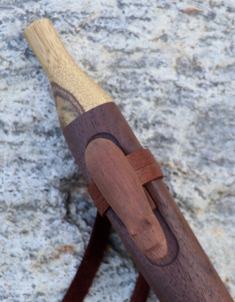 native american flute "Bärenkraft" Schwarznuss E 432 hz 