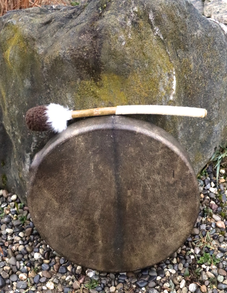 Edelstein Trommel Vollmond Feb. 26 Rothirsch Kuh 35,5 cm