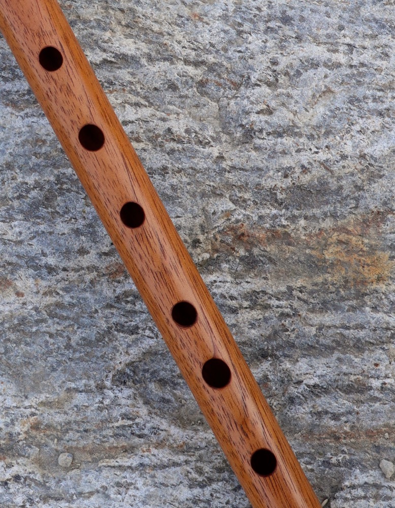 Bansuri Flöte aus Mahagoni Holz E 440 hz