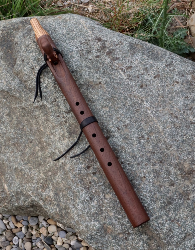 native american flute Schwarznuss Bison G 432 hz