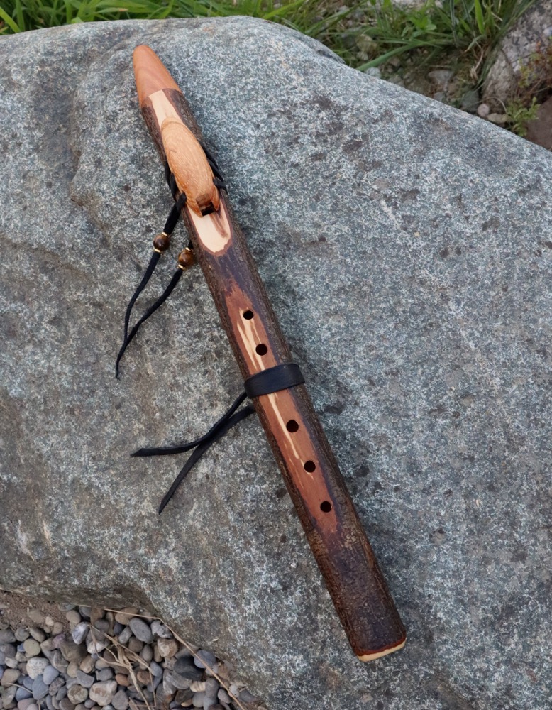 Gebetsflöte Hartriegel a Flöte  Tiger eye 432 hz