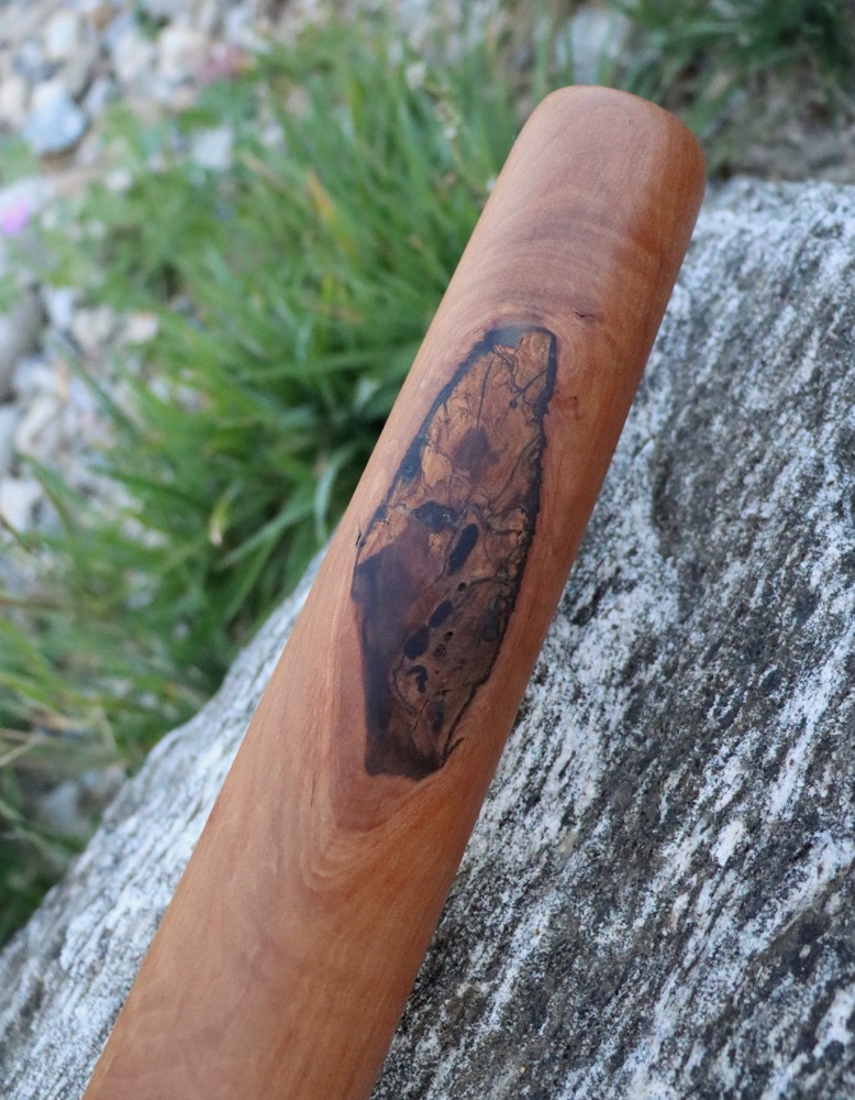 Didgeridoo Highend aus  Ulmen Holz  D 440 hz 145 cm 