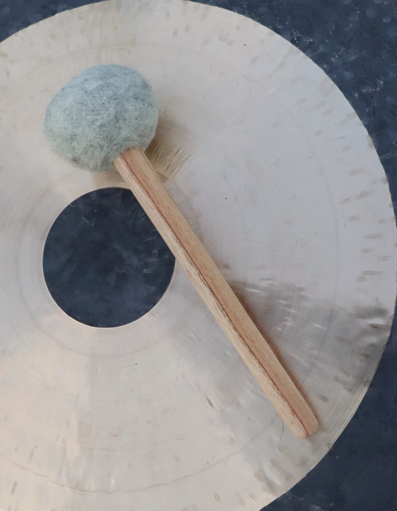 Tam Tam Gong OM 70 cm inklusive Schlägel
