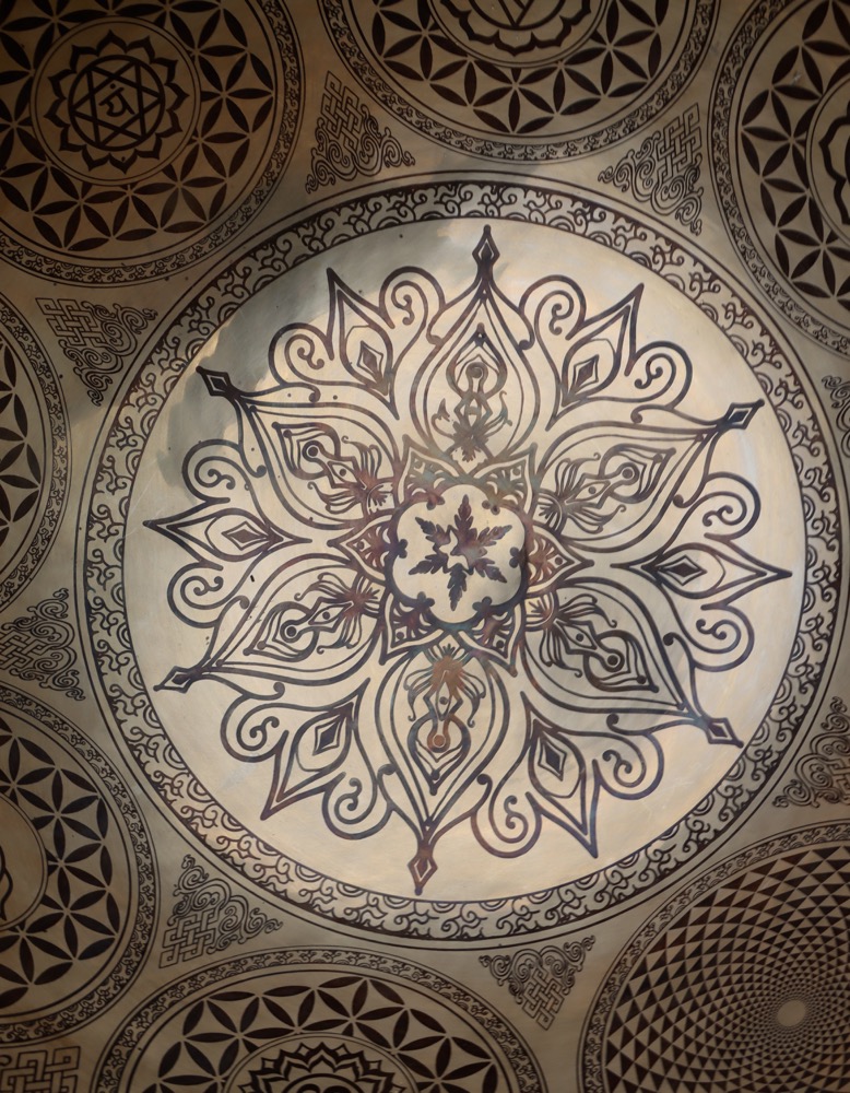 Fussklangschale VENUS Blume des Lebens  46 cm inkl. Schlägel und Kissen 