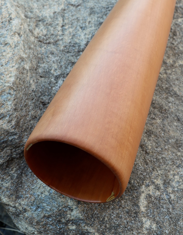 Didgeridoo Highend aus Birnholz 146 cm D 440 hz